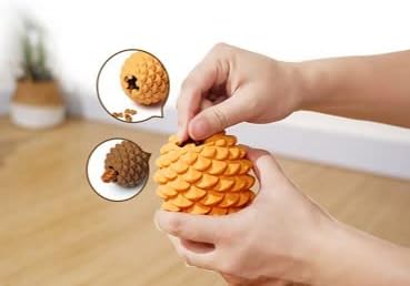 Mewajump Heavy Duty Pinecone Durable Natural Rubber Dental Teeth Cleaning Dog Feeder Chew Toy for Large Medium Dogs