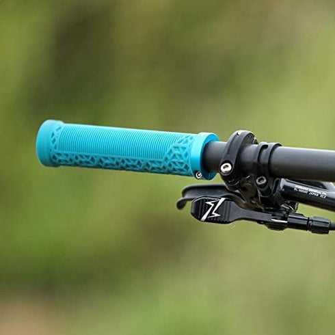 Funn Hilt Mountain Bike Handlebar Grips, Lightweight Ergonomic Grips with Single Lock On Clamp, 22 mm