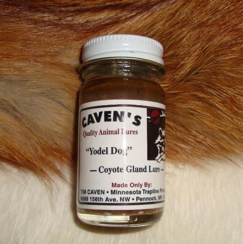 Yodel Dog "Coyote Gland Lure," 1 oz.