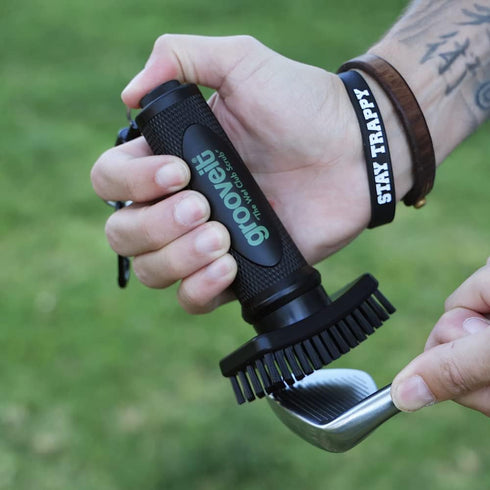 Grooveit "The Wet Club Scrub Golf Water Brush - Anti-Leak Design with Magnetic Brush and 3 Year Warranty