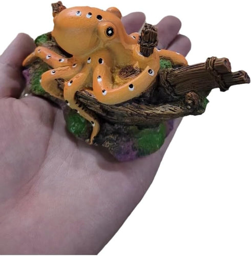 Small Aquarium Decoration Cute Octopuse Design Fish Tank Ornament Shipwreck Landscaping for Mini Small 5 10 Gallons Fish Turtle Tank
