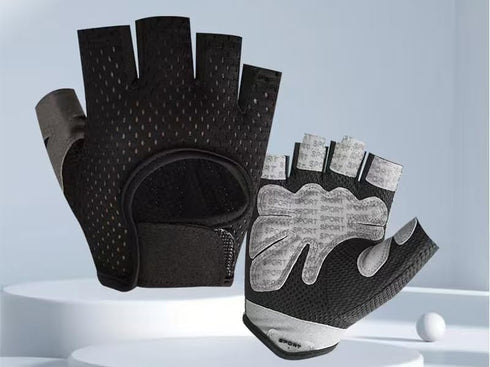 INOGIH Women's Lightweight Fingerless Gym Gloves - Breathable Workout Gloves for Training