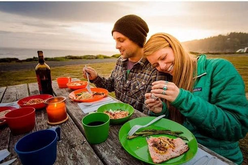 GSI Outdoors Cascadian 1 Person Table Set, 6-Piece Camping Mess Kit, Plastic BPA Free Plate, Bowl, Mug, Cup & Cutlery
