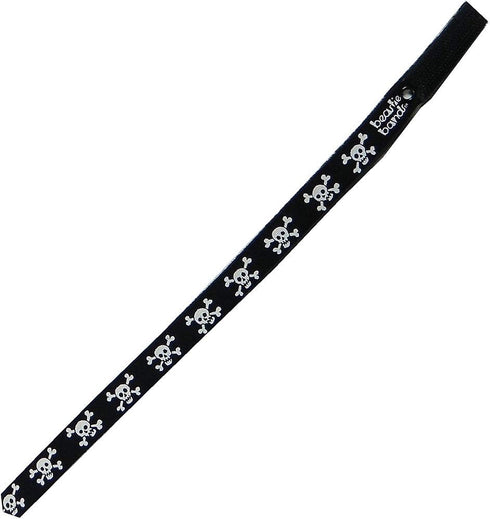 Cat Collar with Skull and Crossbones Design