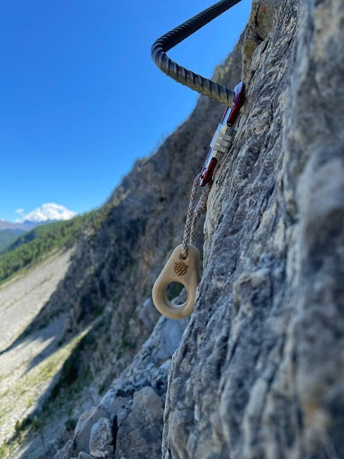 Monik Pocket-sized Fingerboard Pair for Rock Climbing, Portable Hangboard Finger Trainer, Lightweight Wood