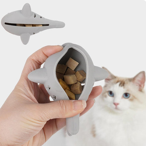 Generic 2Pcs Fish-Shaped Cat Treat Dispenser Toy, Cat Puzzle Feeder, Silicone Chew Food Feeder, Interactive Cats Treat