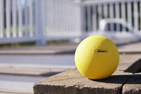 2 15cm/2 kg/4.4 lb, Gymnic Heavymed Medicine Ball, Yellow