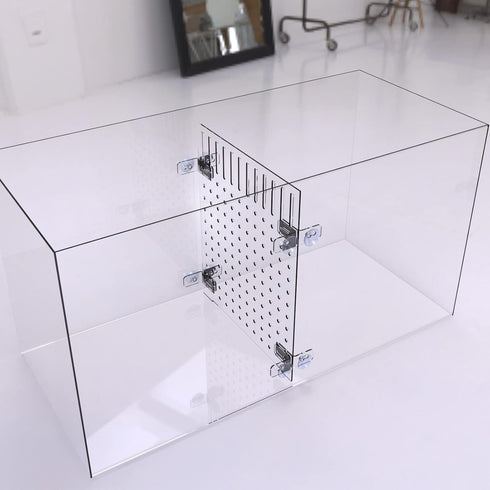 Fish Tank Divider Acrylic Aquarium Divider Kit with 8 Suction Cups Accessories Fish Separator Transparent Plate (Suction Cup Included) 9.8 * 11.8inch (25 * 30cm)