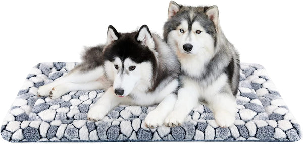 VANKEAN Stylish Dog Crate Pad Bed Mat Reversible (Cool & Warm), Soft Sleeping Mat for Small to XX-Large Dogs, Grey Stone