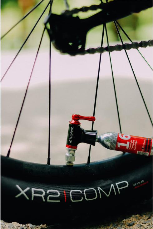 Thinvik CO2 Bike Tire Inflator Pump, Compatible with Presta & Schrader Valve, Portable Bicycle Tools for Road and