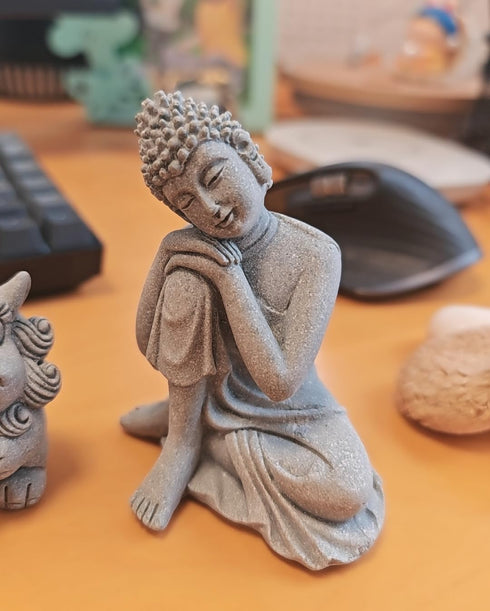 Fish Tank Decorations Set, Betta Fish Tank Accessories, Aquarium Buddha Statue and Artificial Plastic Plants Set