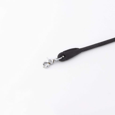 ZippyPaws Mod Essential Dog Leash in Black