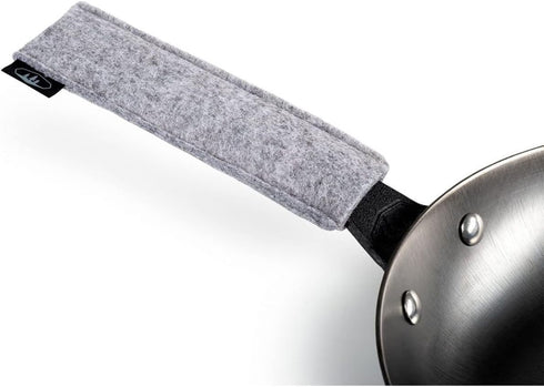 40415 GSI Outdoors Insulated Hot Handle Sleeve Heat-Resistant Neoprene Grip for Camping Cookware and Fry Pans