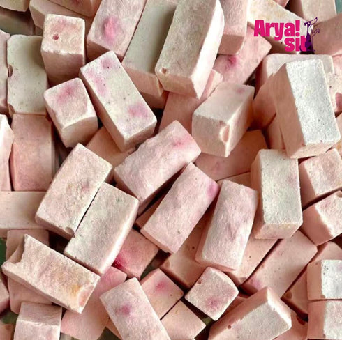 Freeze-Dried Dog Treats: Single Ingredient Strawberry Yogurt with Goat Milk