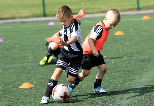 SPORTSBIBS Scrimmage Pinnies Sport Strong Child Youth Teen Adult Bibs Soccer Basketball Football Running Team Practice