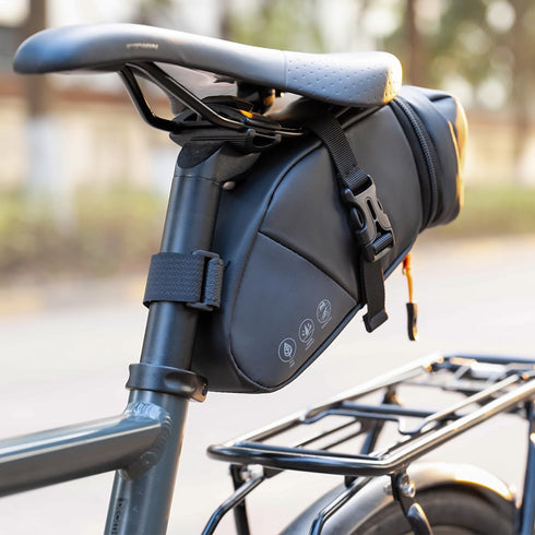 Water-resistant Bike Seat Bag, Expandable Capacity Cycling Under Seat Pouch 1.5-2L, Pack for Mountain Road Bikes