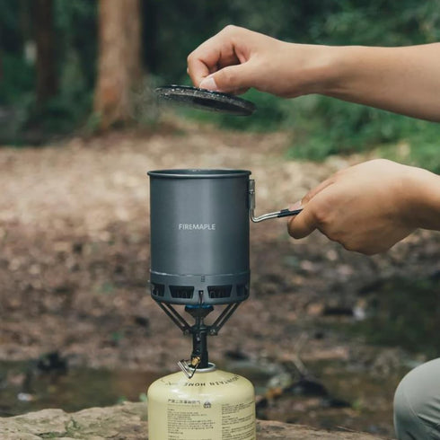Fire-Maple 600ml G3 Petrel Ultralight Camping Pot, Lightweight Outdoor Heat Exchanger Pot for Hiking Travel (162g)