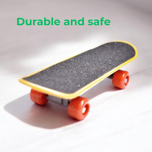 4PC 3 1 Set Turtle Toys Mini Skateboards & Treat Ball Funny Habitat Finger Skateboard Silcone Food Balls Enrichment