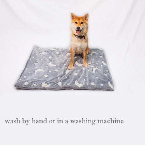 SEIS Reflective Pet Warm Mat, Winter Dog Sleeping Pad Flannel Cat Bed with Star Moon Design for Small Medium Large Dogs