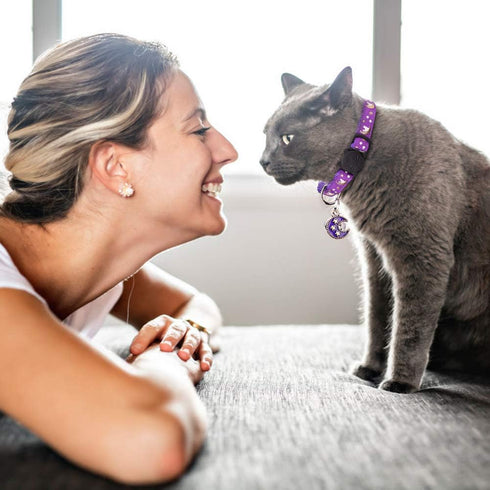 2Pcs Adjustable Breakaway Cat Collars with Bell & Pendant - Glow in The Dark, Purple + Black for Boy & Girl Cats