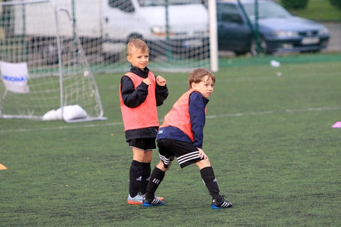SPORTSBIBS Scrimmage Pinnies Sport Strong Child Youth Teen Adult Bibs Soccer Basketball Football Running Team Practice