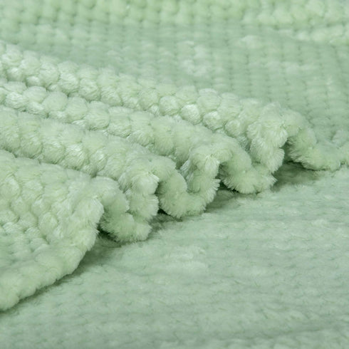 Dog Blanket or Cat Blanket, Warm Soft Fuzzy Blankets for Puppy, Small Medium Large Dogs or Kittens, Plush Fleece Throws