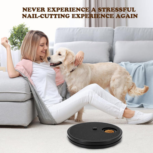 3 in 1 Rotatable Round Dog Nail Scratch Board with Treats Compartment, Stress-Free Scratch Pad for Dogs (Green)