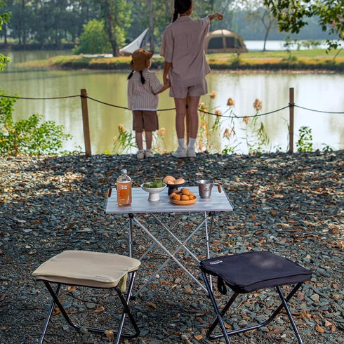 Generic Commuting, Portable Folding Chair Purse - Lightweight Compact Foldable Stool for Outdoor Hiking Picnic