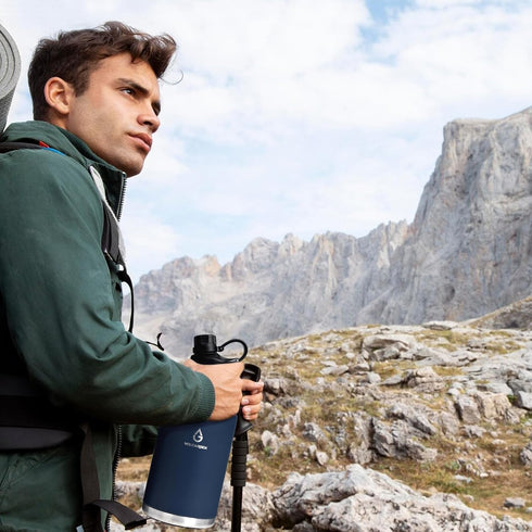 Insulated Water Bottle with Straw Lid, 64 Oz Double Wall Stainless Steel for Hot and Cold Beverages