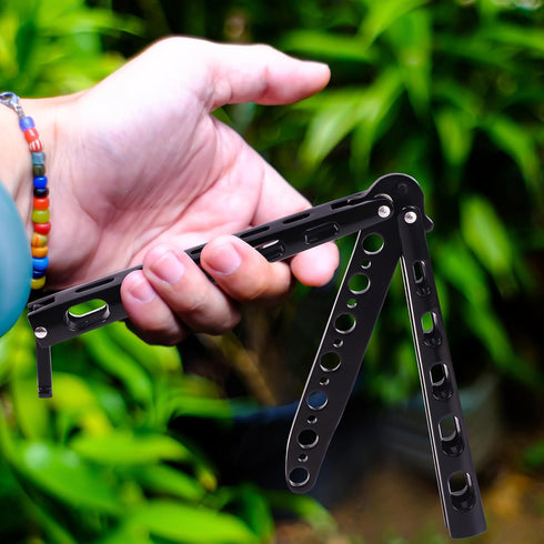 Moon Boat 2PCS Butterfly Knife Training Practice Comb, Unsharpened Blade Black Silver