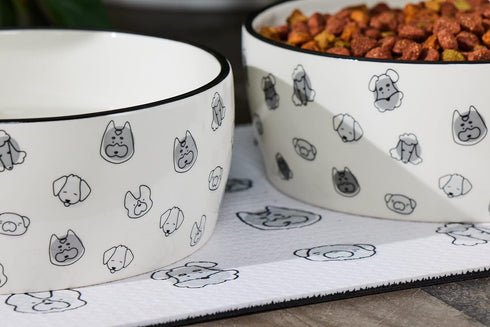 Pearhead Dog Faces Pet Bowl - Ceramic Dog Water and Food Dish, Microwave & Dishwasher Safe, Holds 9 Cups