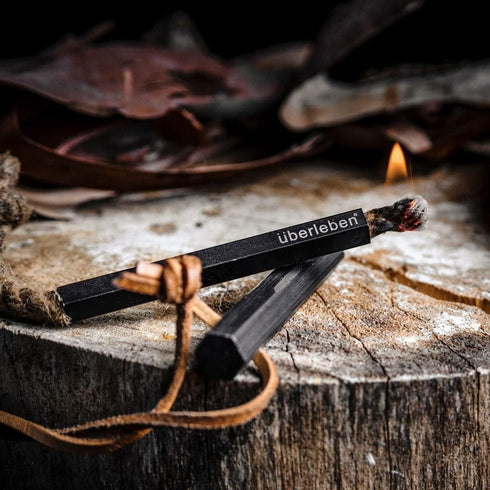 Überleben Tindår Tinder Fire Starter Kit, Waterproof Survival Tool Kit with Black Aluminum Sleeve