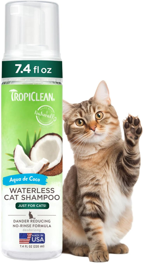 TropiClean No Rinse Waterless Cat Shampoo, Dandruff Treatment, Moisturizing Dry Shampoo, Aqua de Coco Scent