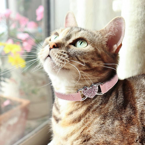 BINGPET Diamond Cat Collar, Adjustable Soft Velvet Leather Kitten Collar with Crystal Heart Charm, Pink