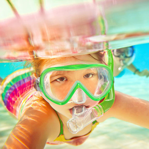 Kids Snorkel Swim Mask, Child Diving Mask Anti-Fog Goggles with Nose Cover for Snorkeling, Swimming