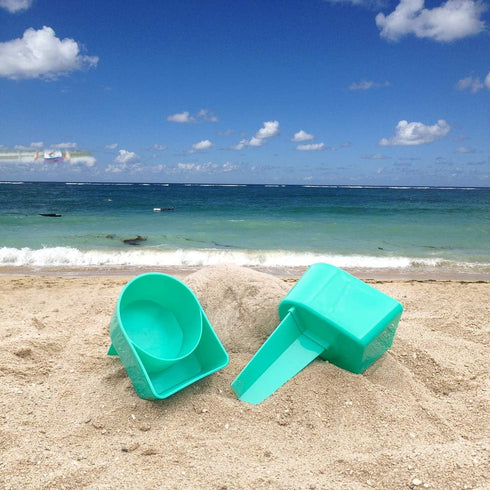 Home Queen Beach Cup Holder with Pocket, Multi-Functional Sand Cup Holder for Beverage, Phone, Sunglasses, Keys