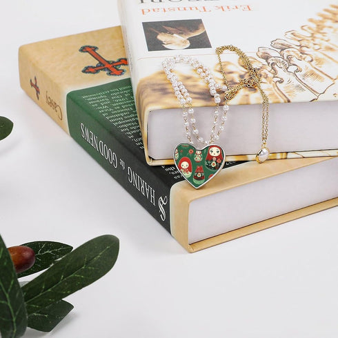 XKAWPC Russian Matryoshka Nesting Dolls. Brooch Pins Heart Shaped Badge Collar Pin for Bags Hats Jackets Decor