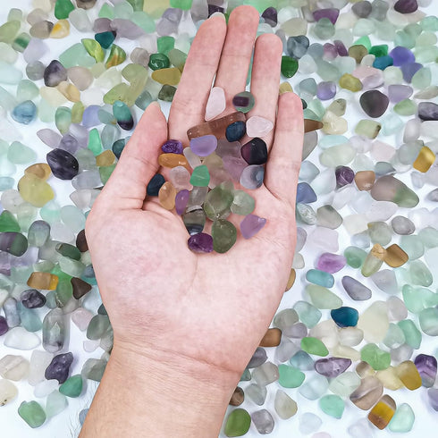 0.93 LB Fluorite Tumbled Chips Aquarium Gravel, Natural Crystal Quartz Stones for Vase Fillers, Garden, Succulent Decor