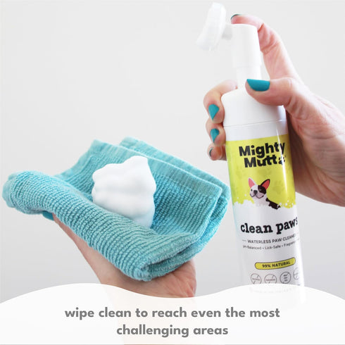 MIGHTY MUTT Waterless Paw Cleaner for Dogs, Made in USA, No-rinse Foaming Cleanser with Brush, Gentle & Hypoallergenic,