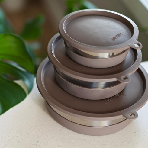 Messy Mutts Silicone Airtight Dog Bowl Lid - Spill-Resistant Seal for Dog Bowls, Large (7”)