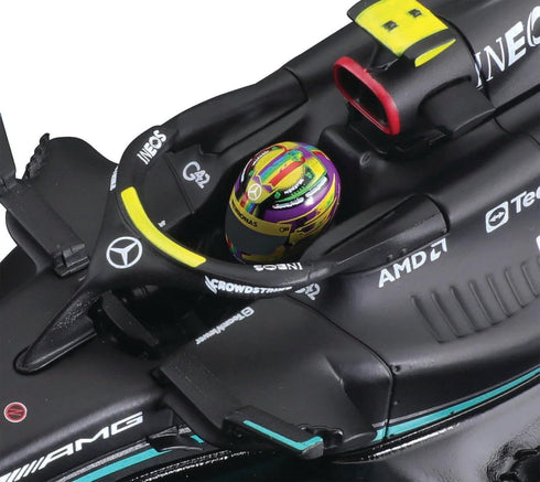 1:24 F1 W14 (2023) #44 Bburago Race Mercedes w/Driver - Hamilton