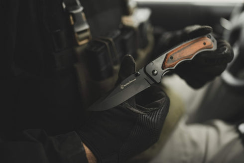 Smith & Wesson 8.5in S.S. Folding Knife - 3.7in Drop Point Blade with S.S. and Real Wood Insert Handle