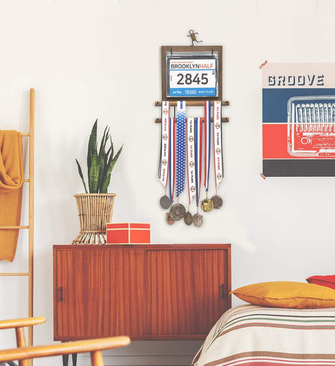 25 MK503A J JACKCUBE DESIGN Wood Marathon Medal and Race Bibs Display Hanger Holder Include Race Bibs Flip Pouches