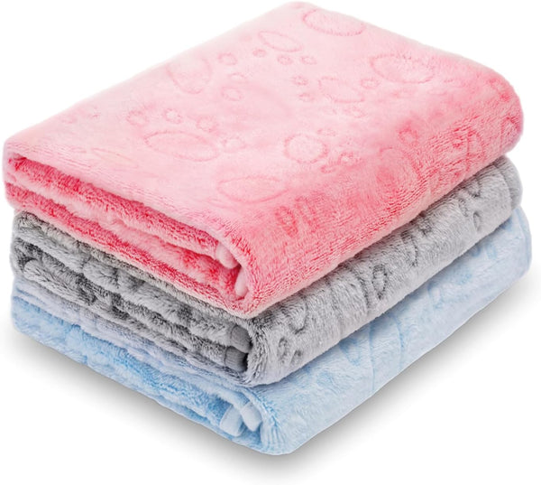 LeapSheep 3-Pack Pet Blankets for Dogs Cats, Heart Pattern Super Soft Fluffy Blankets for Small Medium Large Dogs and