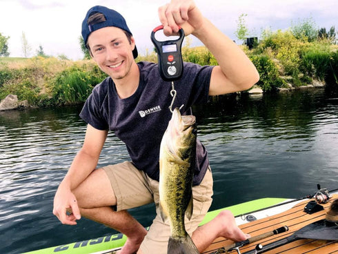 Kraken Bass Fishing Scale, Portable Electronic Digital Weight Display with Measuring Tape, Essential Fishing Gear