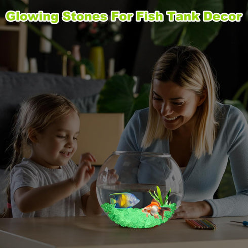200pc Luminous Stone Glow Stones Glow in The Dark Rocks Outdoor for Walkway Backyard Pathway Lawn Aquarium Potted Plant Fish Tank Decor,Green