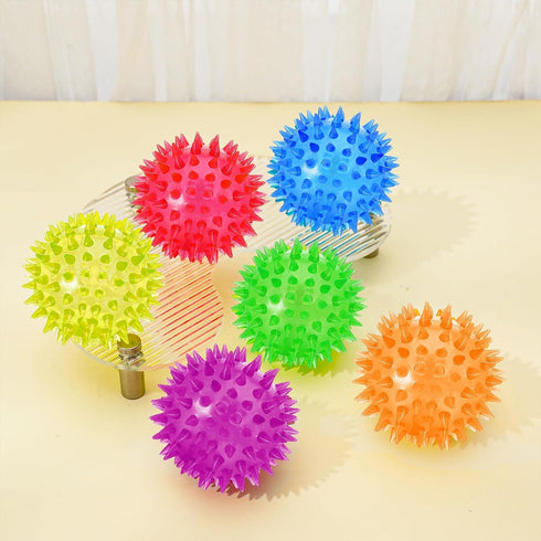 6 Pcs Light Up Spiky Ball Dog Toy, Glow in The Dark Spikey LED Flashing Rubber Dog Balls for Teething, Toss Fetch