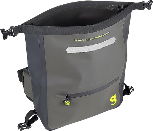 geckobrands Waterproof Tarpaulin Waist Pack, Durable Adjustable Water-Resistant Pack for Beach and Hiking