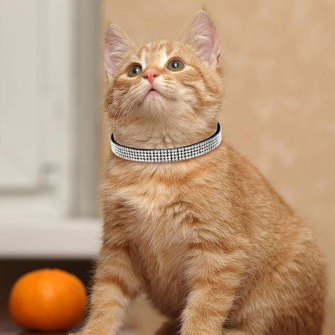 Weewooday 4 Pieces Rhinestones Cat Collars with Bell, Breakaway Pet Accessories in Soft Velvet, 4 Colors (S, Pink, Red,