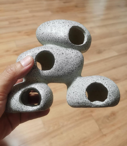 Aquarium Rock Decorations Resin Cichlids Rock with Betta Cave, Betta Fish Tank Accessories for Hiding